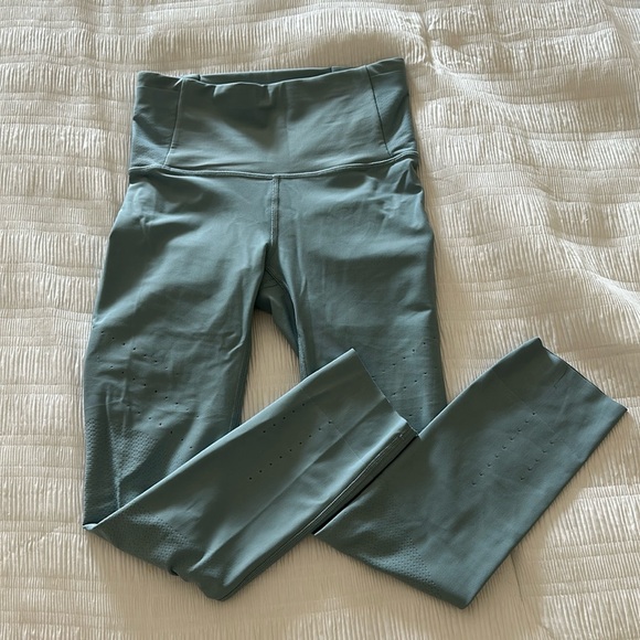 Lululemon Leggings - Picture 2 of 3